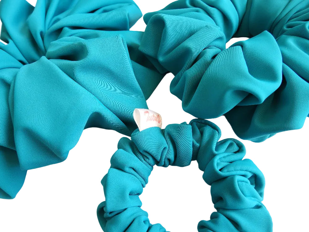 stylish swim scrunchies
